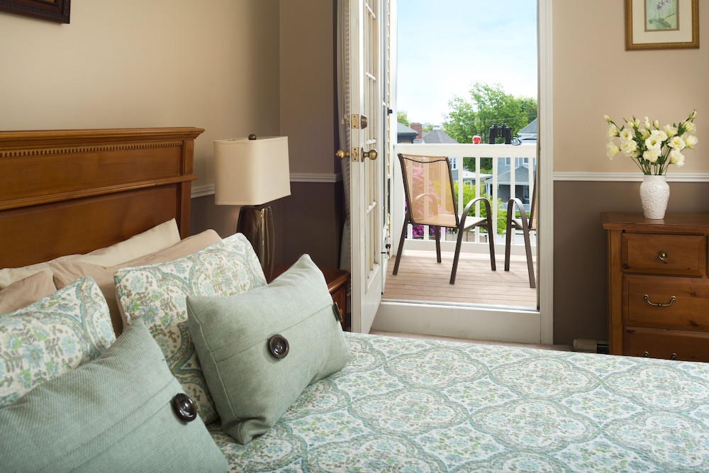Beech Tree Inn & Cottage - photo 8
