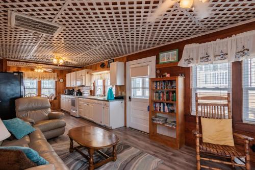 Beside the Sea by Oak Island Accommodations - photo 26