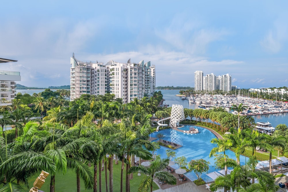 W Singapore Sentosa Cove — 5-Star Luxury Hotel in Singapore, Singapore