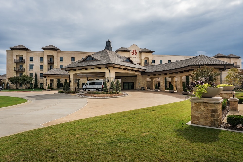 Shangri La Resort - photo 55