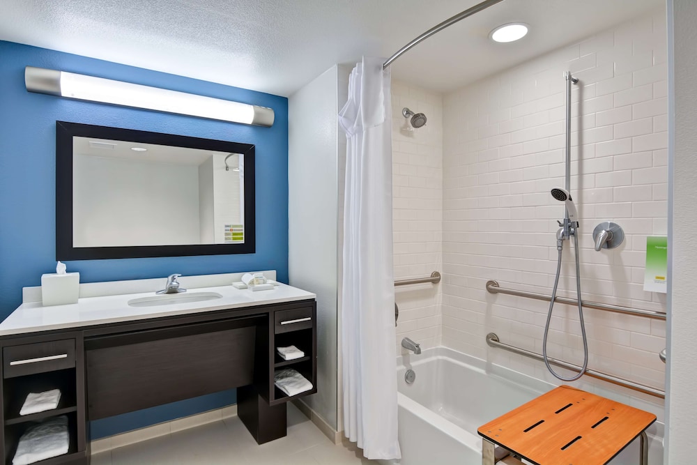 Home2 Suites by Hilton Azusa - photo 20