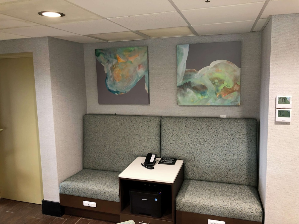 Hampton Inn El Dorado - photo 25