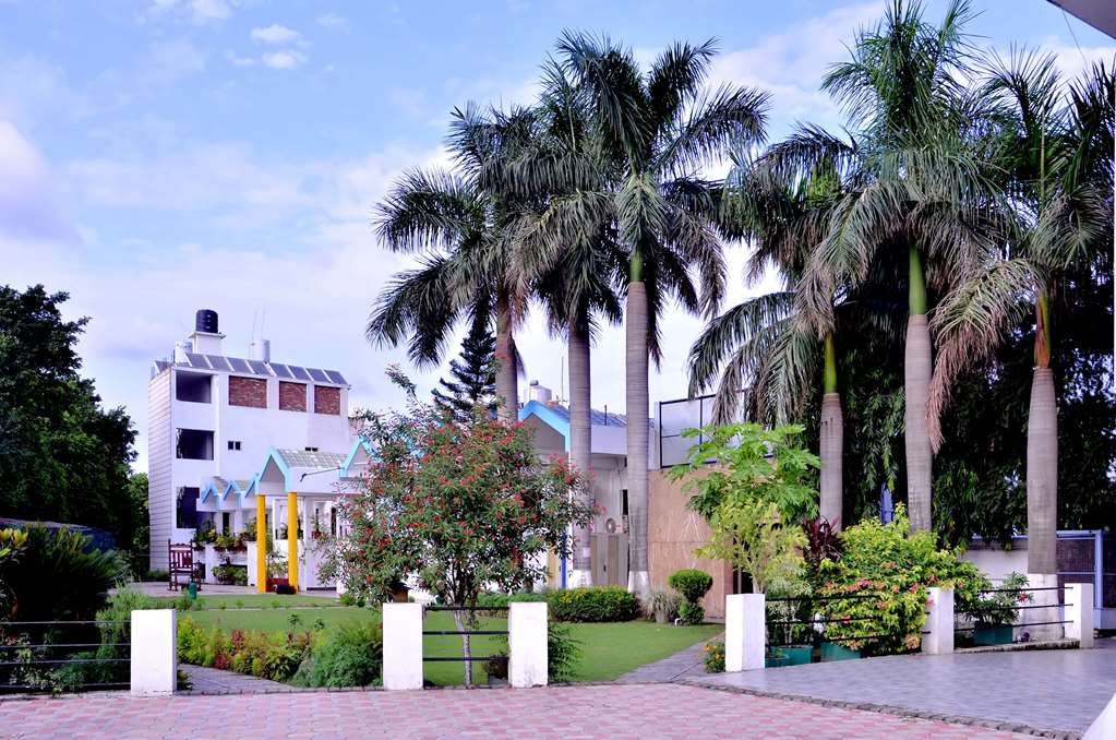 Comfort Inn Coral River in Pathankot, India