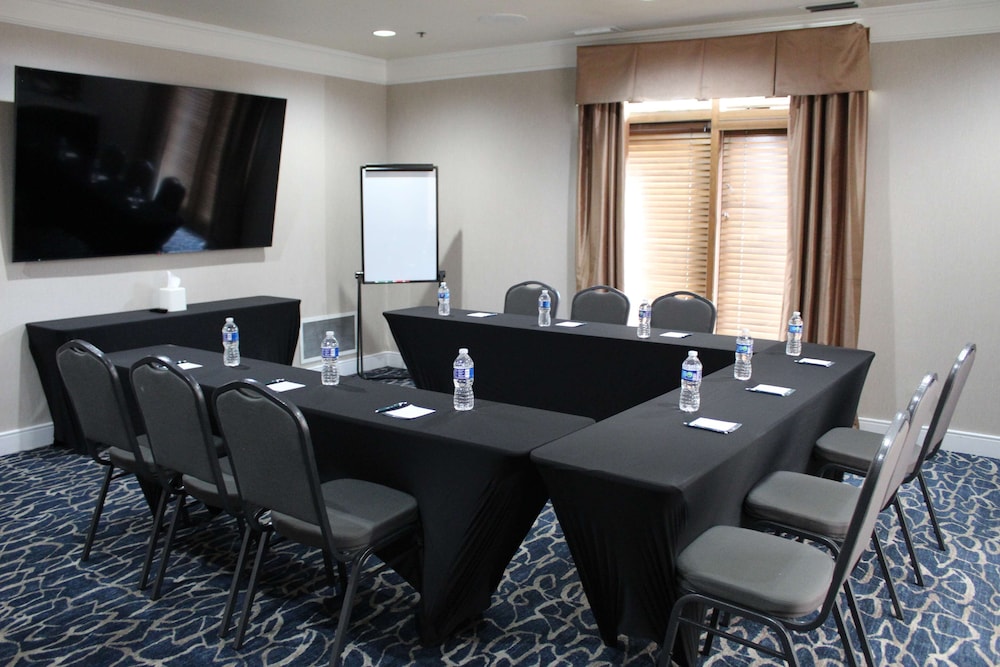 Homewood Suites by Hilton Chicago Schaumburg - photo 31