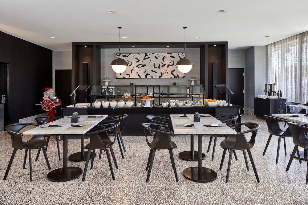 AC Hotel Miami Wynwood - photo 42