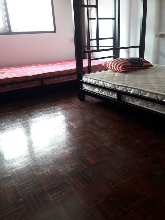K8 Hostel