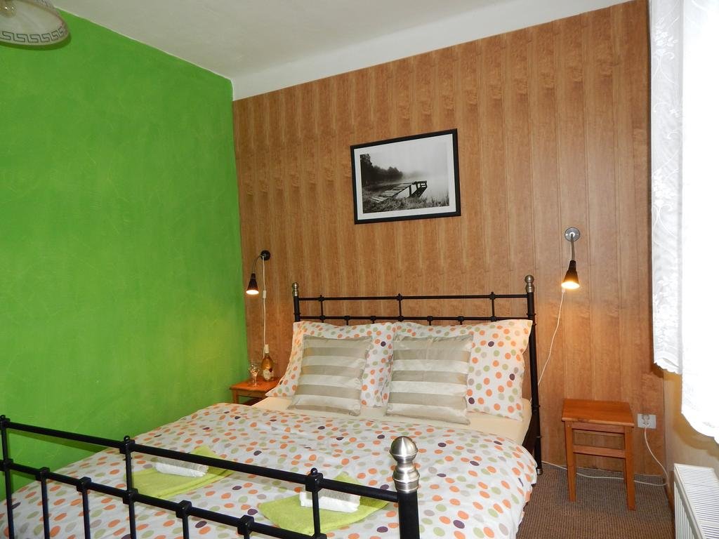 Penzion V Hájku — hotel in Vresina