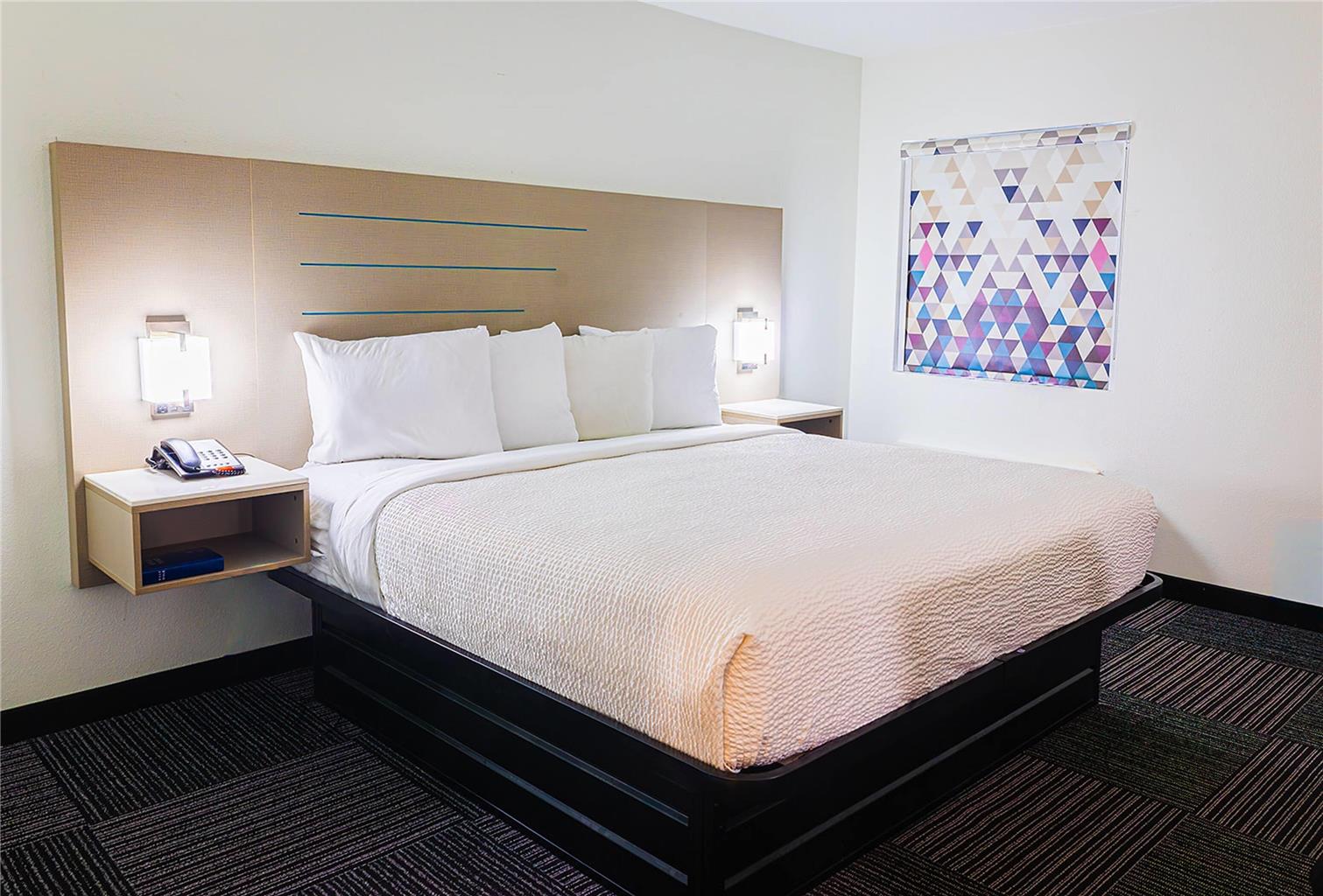 Baymont by Wyndham Port Wentworth - photo 10