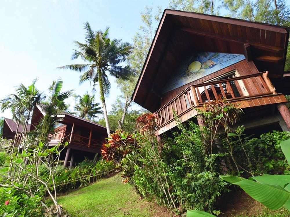 Palau Carolines Resort in Unknown City, Faroe Islands