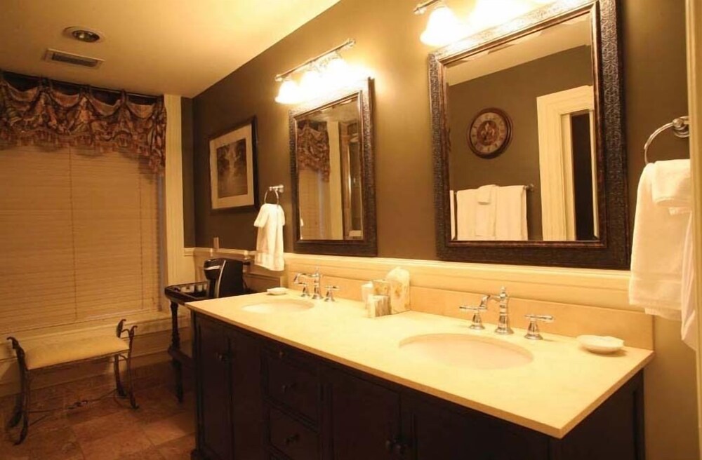 The Martha Washington Inn & Spa - photo 38