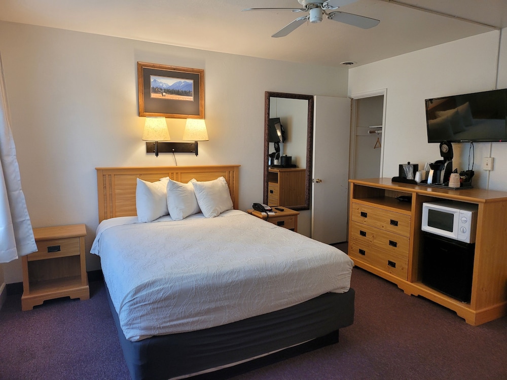 Bridge Street Inn - photo 20