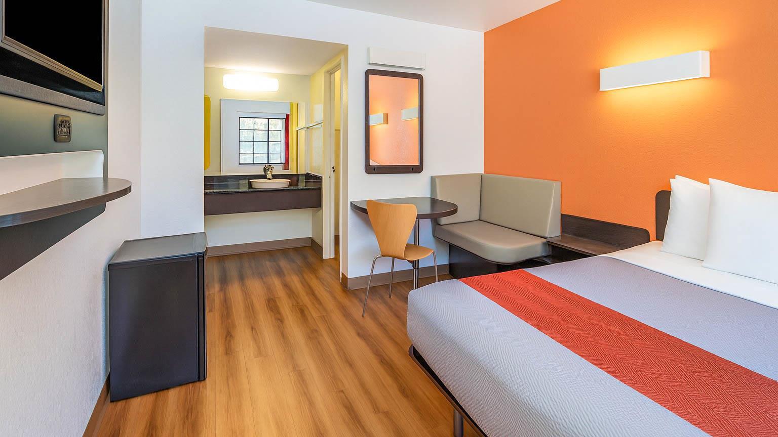 Motel 6 Carlsbad CA Beach - photo 15