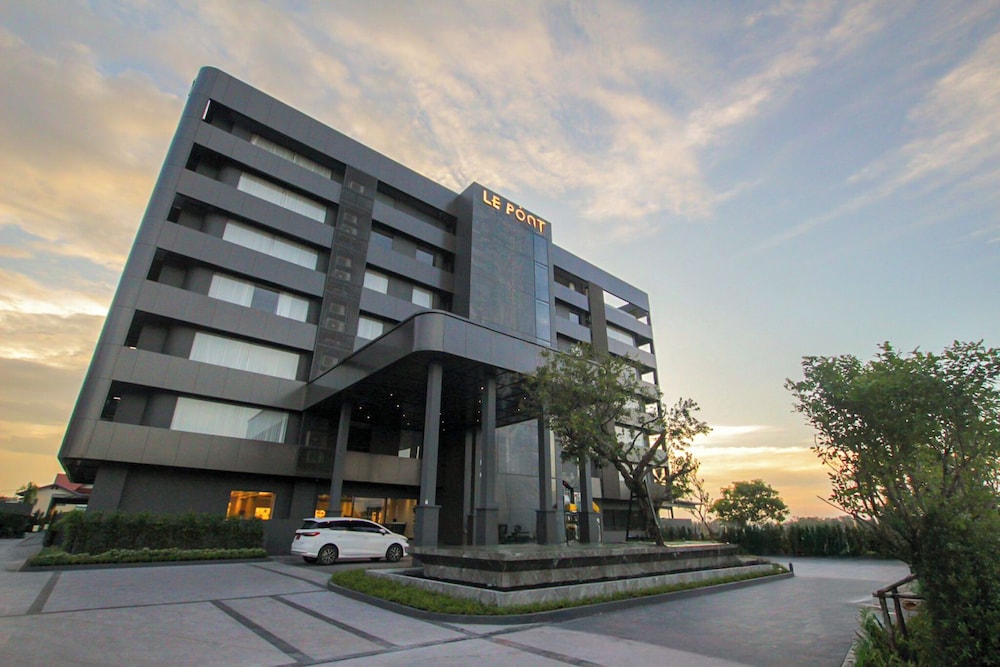 LePont Riverfront Resort Nongkhai in Nong Khai, Thailand