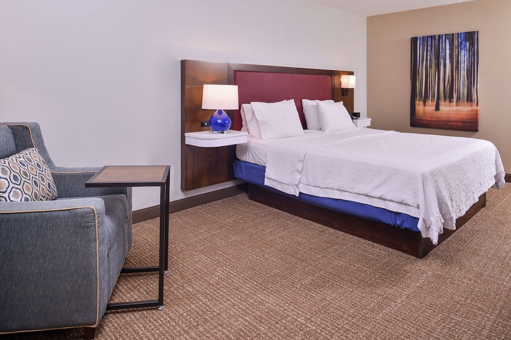 Hampton Inn Lexington Historic District - photo 44