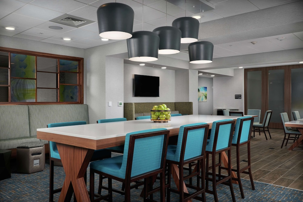 Hampton Inn by Hilton Burley - photo 2