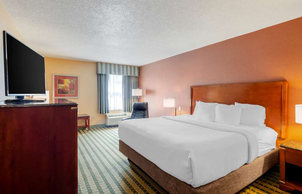 Best Western Plus Inn at Valley View - photo 14