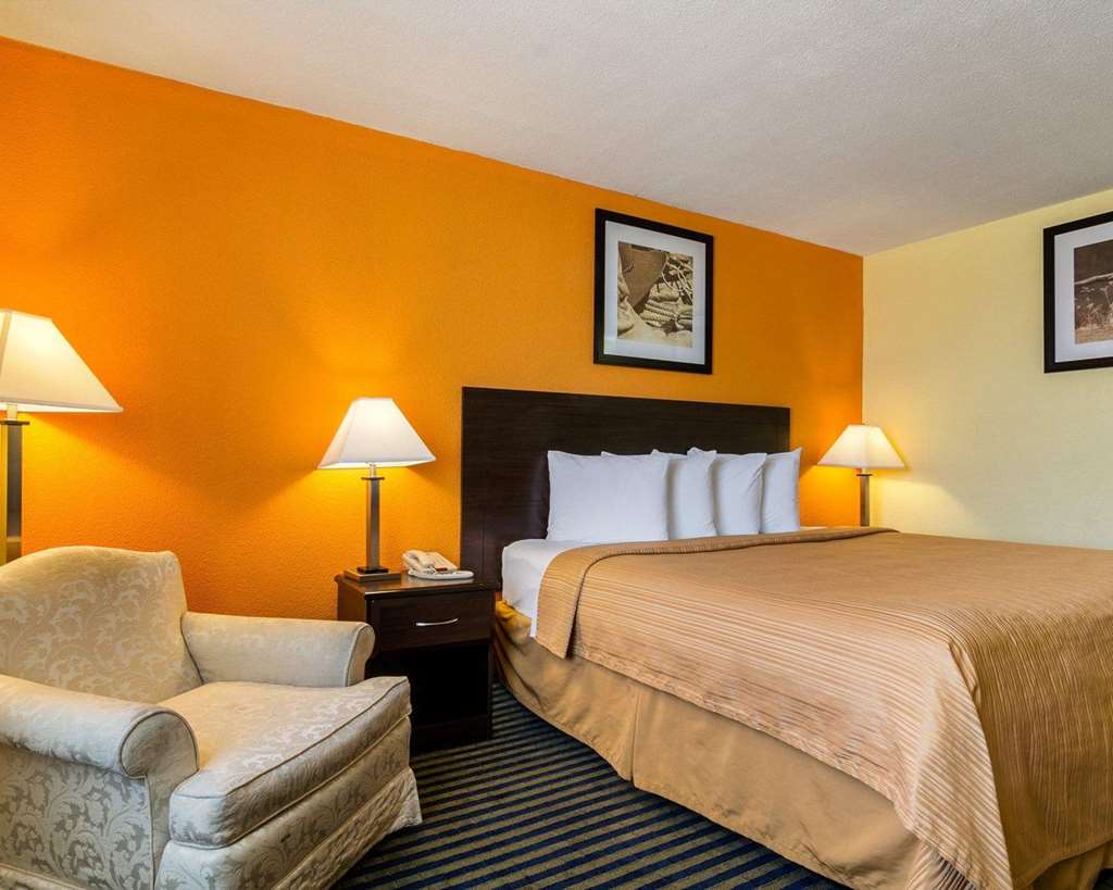 Quality Inn Liberal - photo 11