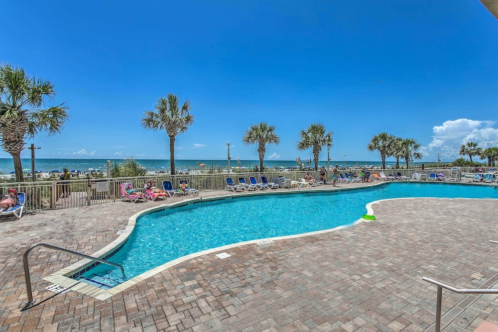 Steps to Beach: Bay Watch Resort Studio - photo 24