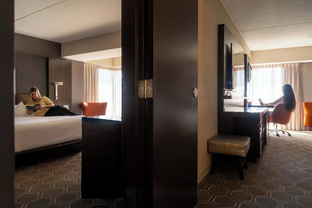 Boston Marriott Cambridge - photo 15