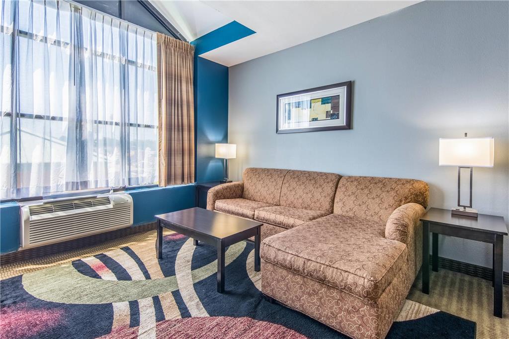 Quality Suites Maumelle Little Rock Northwest - photo 22