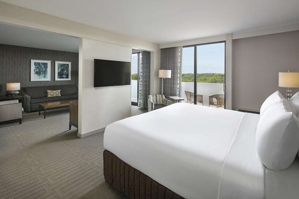 Sonesta Charlotte Lower South End - photo 33