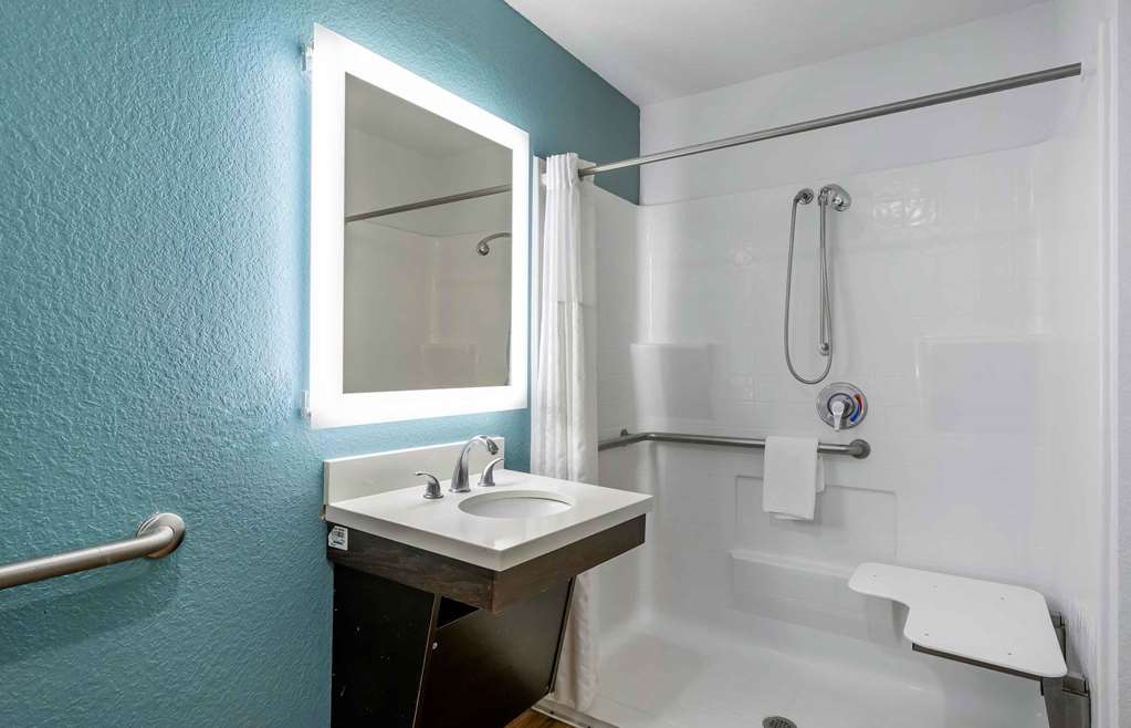 Extended Stay America Suites Detroit Rochester Hills - photo 38