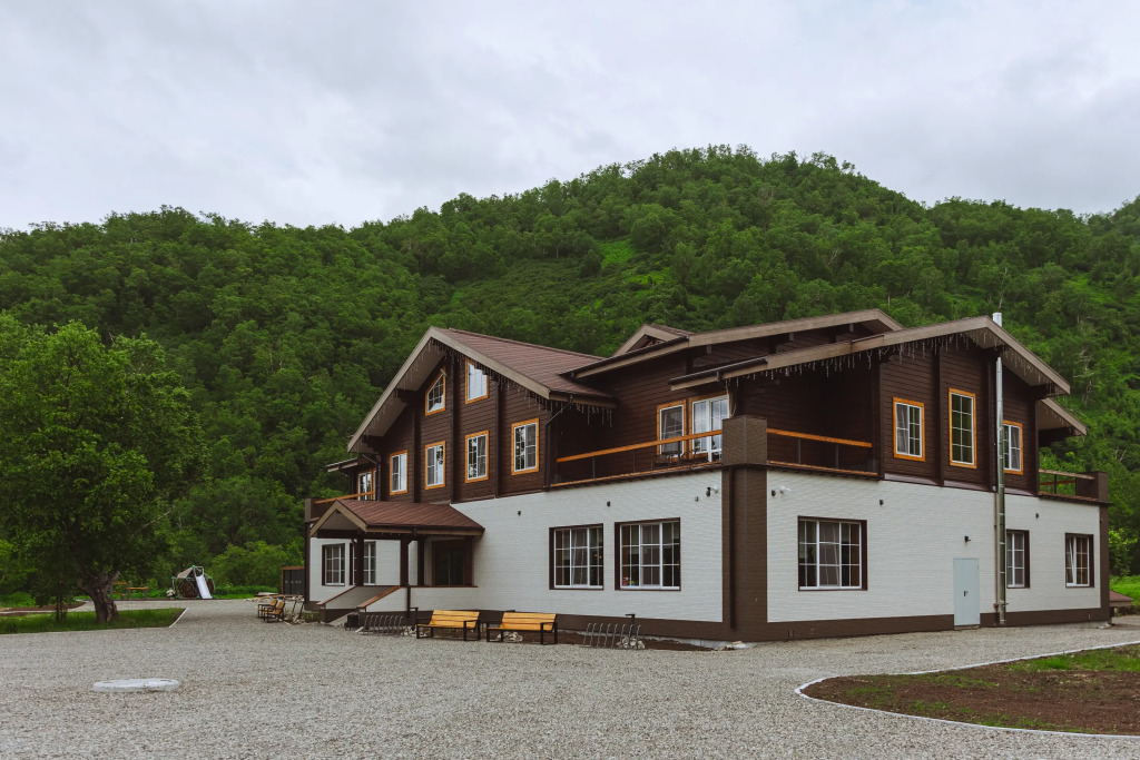 Shalet Dacha Hotel in Yelizovo, Russia