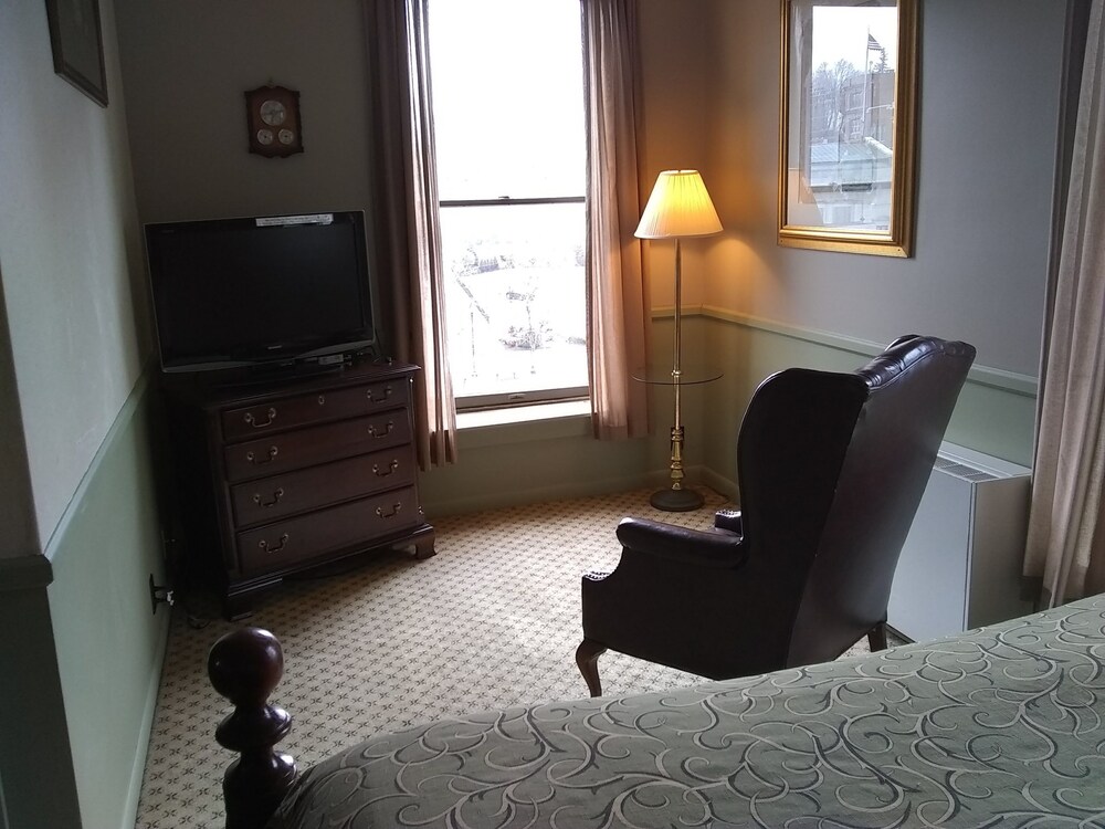 The Charles Inn at Vacationland Inns - photo 51