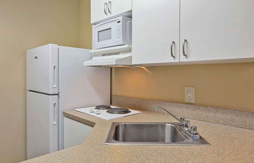 Extended Stay America Suites Jacksonville Camp Lejeune - photo 24