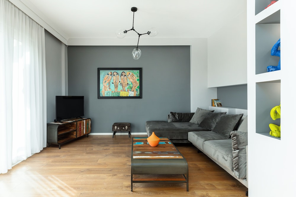 Estelle by halu Elegant 2BD apartment — 4-Star Luxury Hotel in Thessaloniki, Greece