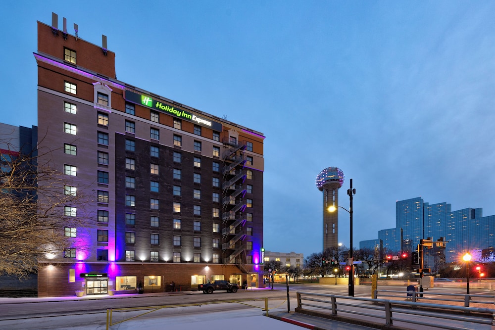Holiday Inn Express Dallas Downtown - photo 87