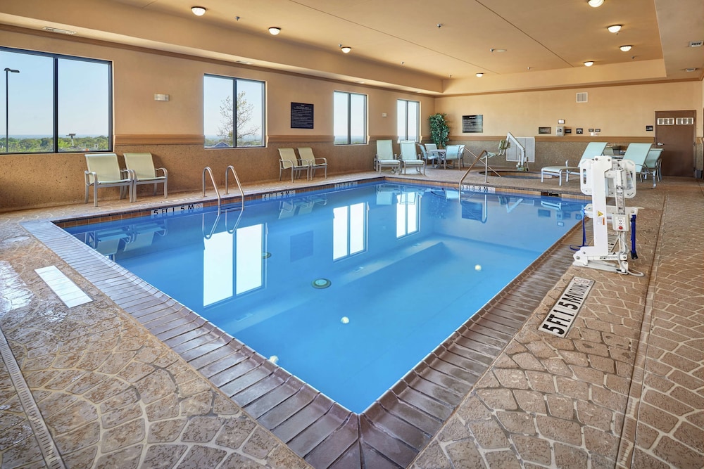 Hampton Inn & Suites Decatur - photo 32