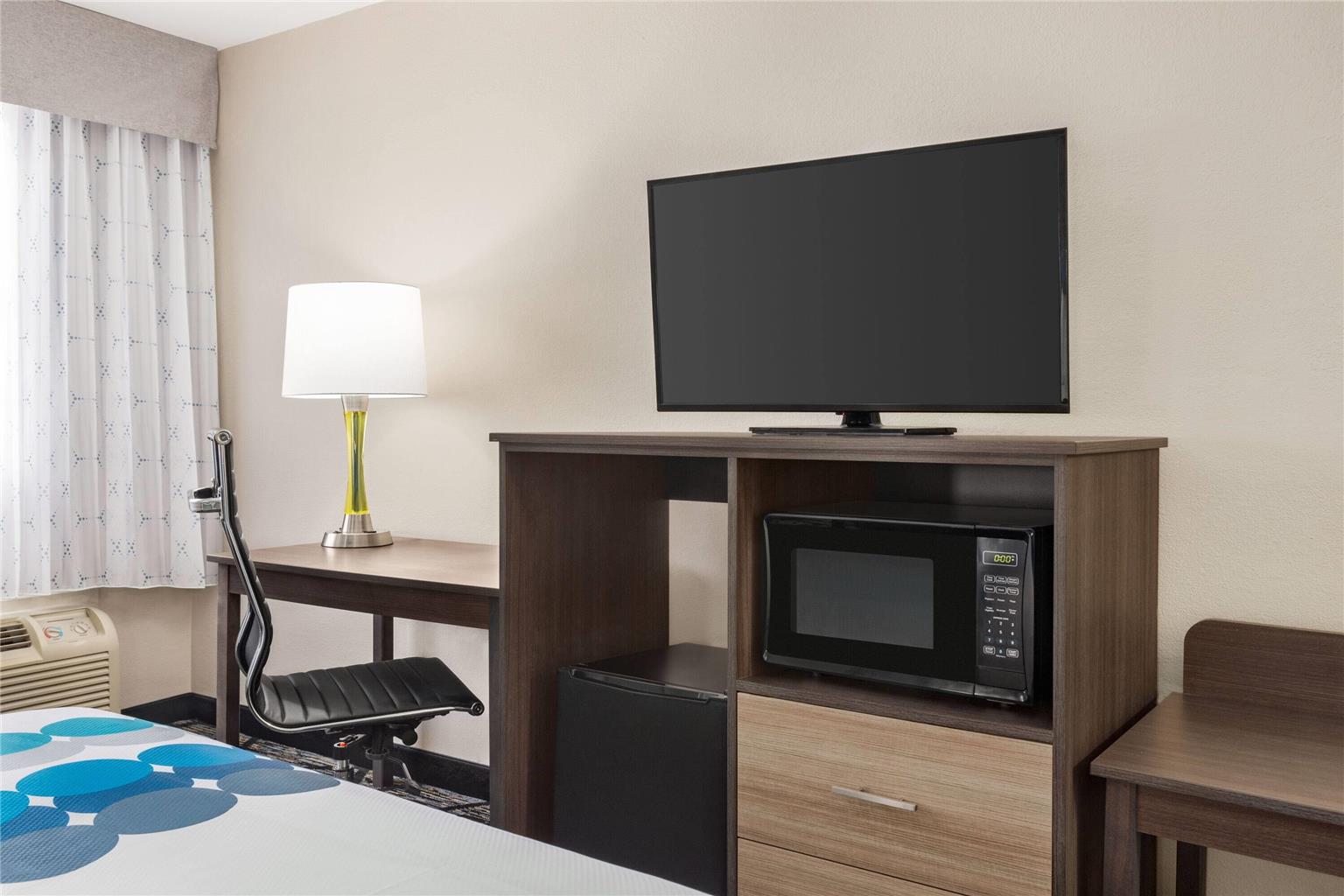 Baymont by Wyndham Blackwell I 35 - photo 30