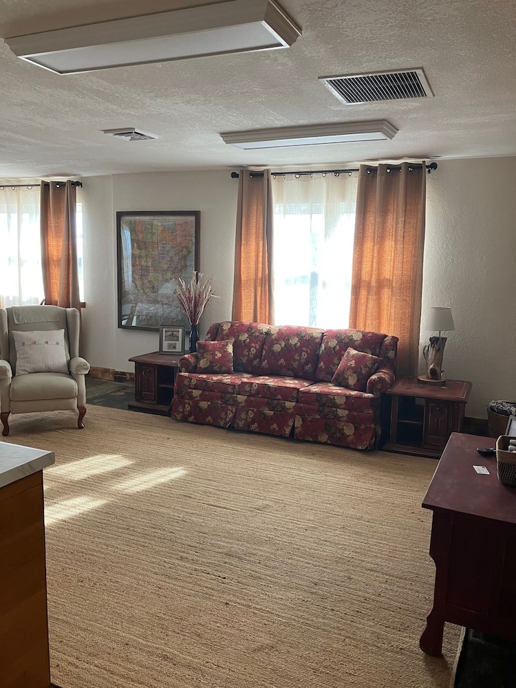 Prairie Rose Inn - photo 46