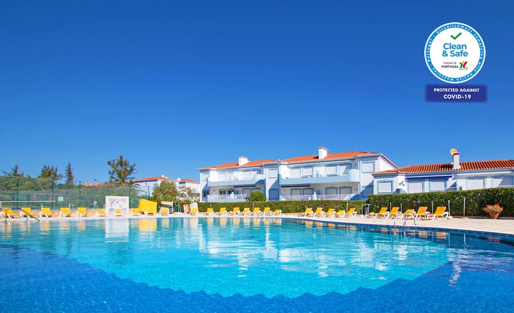 Apartamento Oasis Park — 4-Star Luxury Hotel in Portimao, Portugal