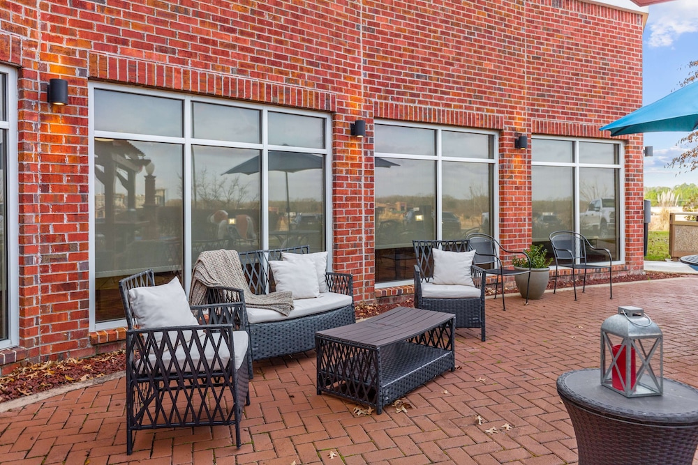 Hilton Garden Inn Starkville - photo 117