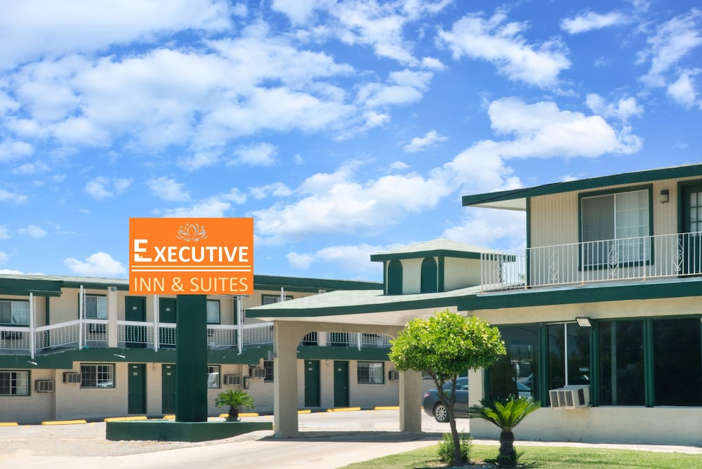 Executive Inn and Kitchenette Suites - featured photo