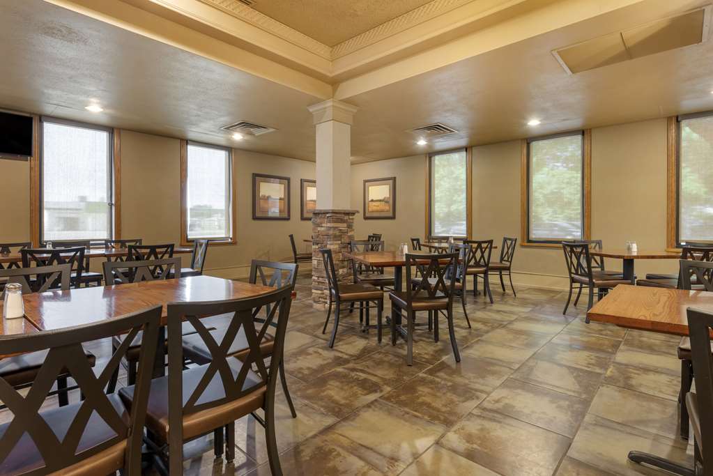 Best Western Plus Ramkota Hotel - photo 41
