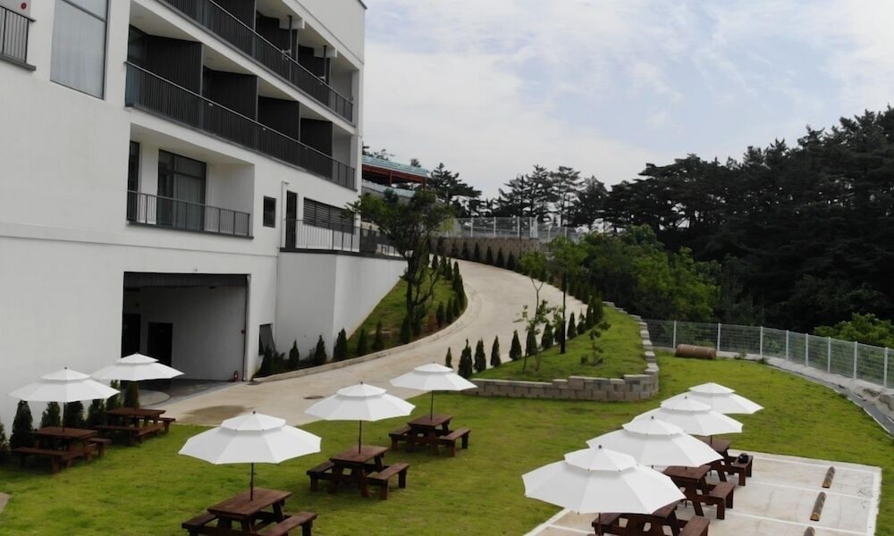 Hillsnorkelbeach hotel in Santyoku, South Korea