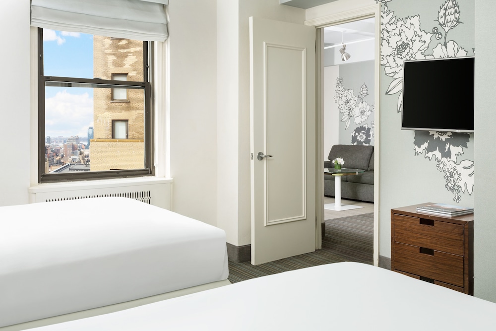 Stewart Hotel - photo 6