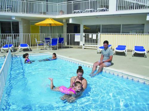 Nassau Inn - photo 18