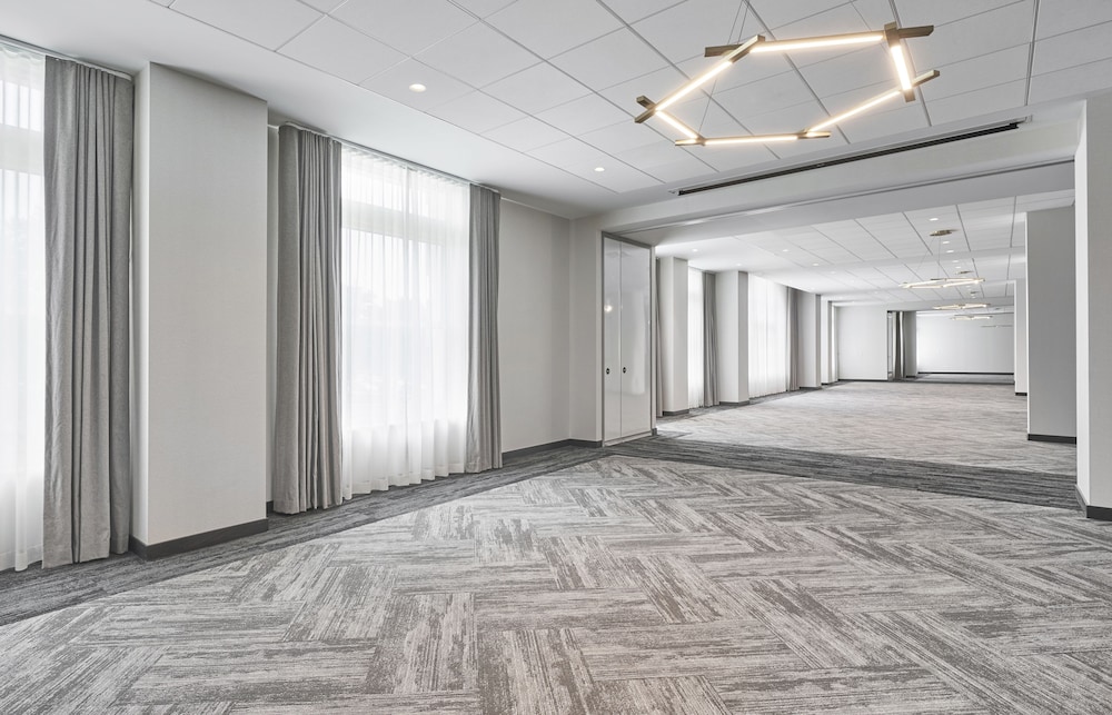 Hyatt Place Chicago Medical University District - photo 29