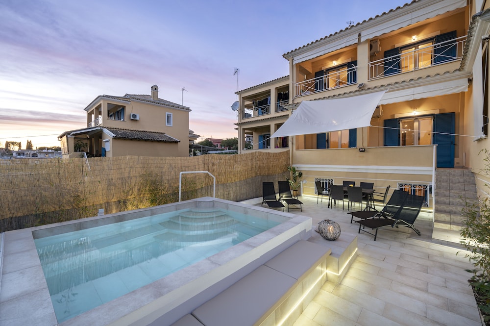 Villa Nina with Private Plunge Pool by Konnect 5 km to Corfu Town — 4-Star Luxury Hotel in Corfu, Greece
