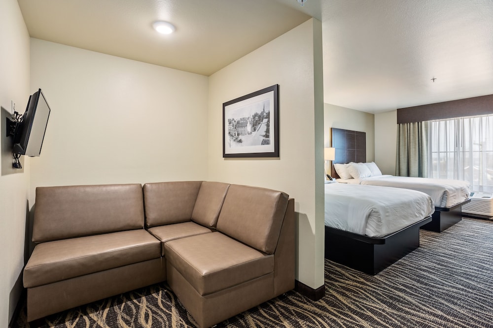 Cobblestone Hotel & Suites Little Chute - photo 22