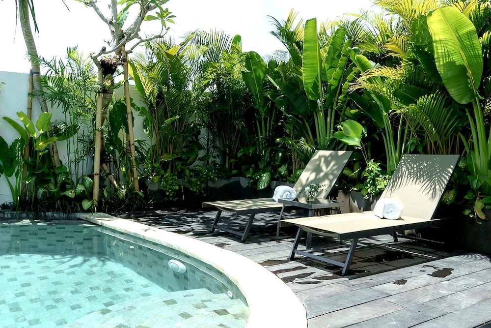Sunny Aparts 1 — 5-Star Luxury Hotel in Canggu, Indonesia