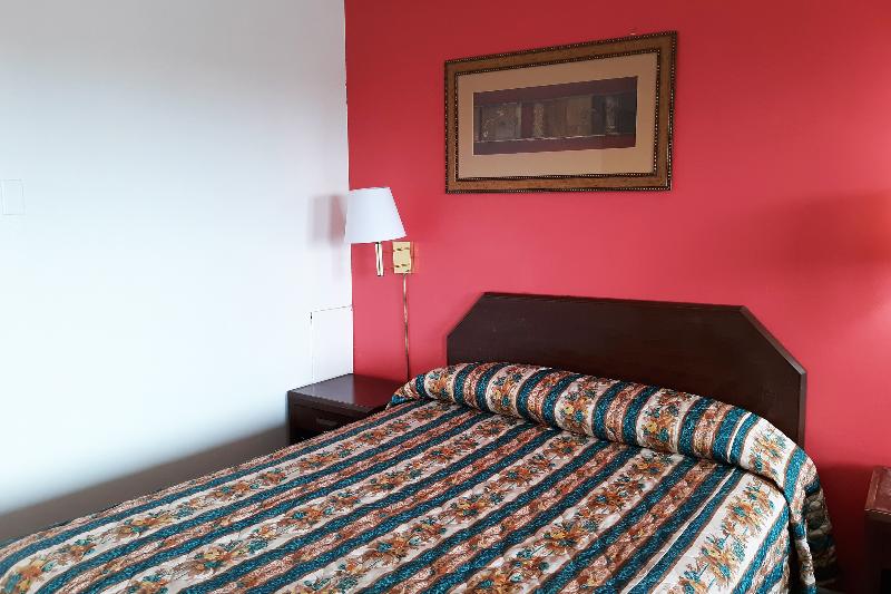 Hotel Kings at Clovis by OYO Rooms - photo 55