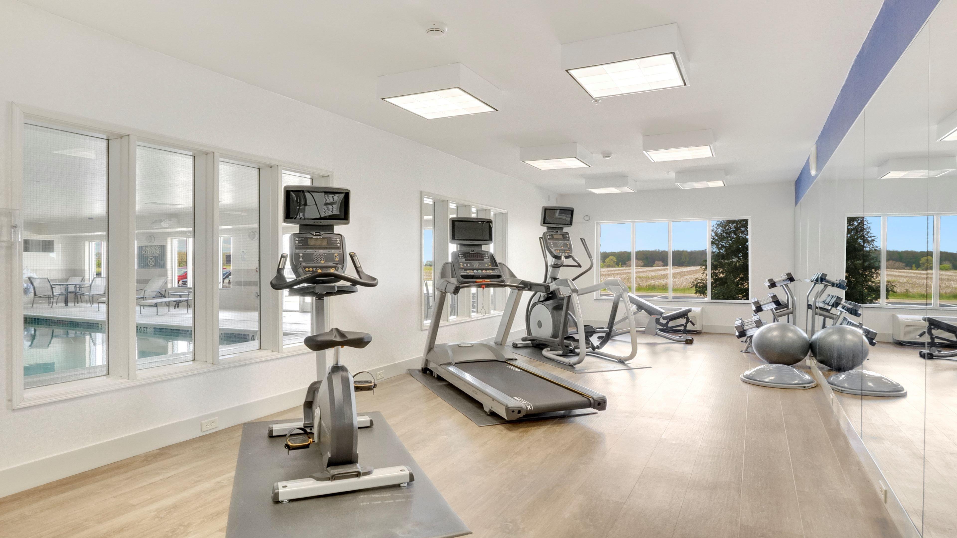 Holiday Inn Express & Suites Portland by IHG - photo 4