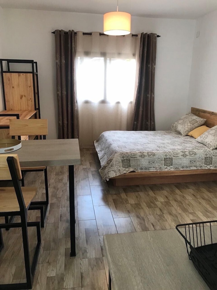 Green Resort Antsakaviro in Antananarivo, Madagascar