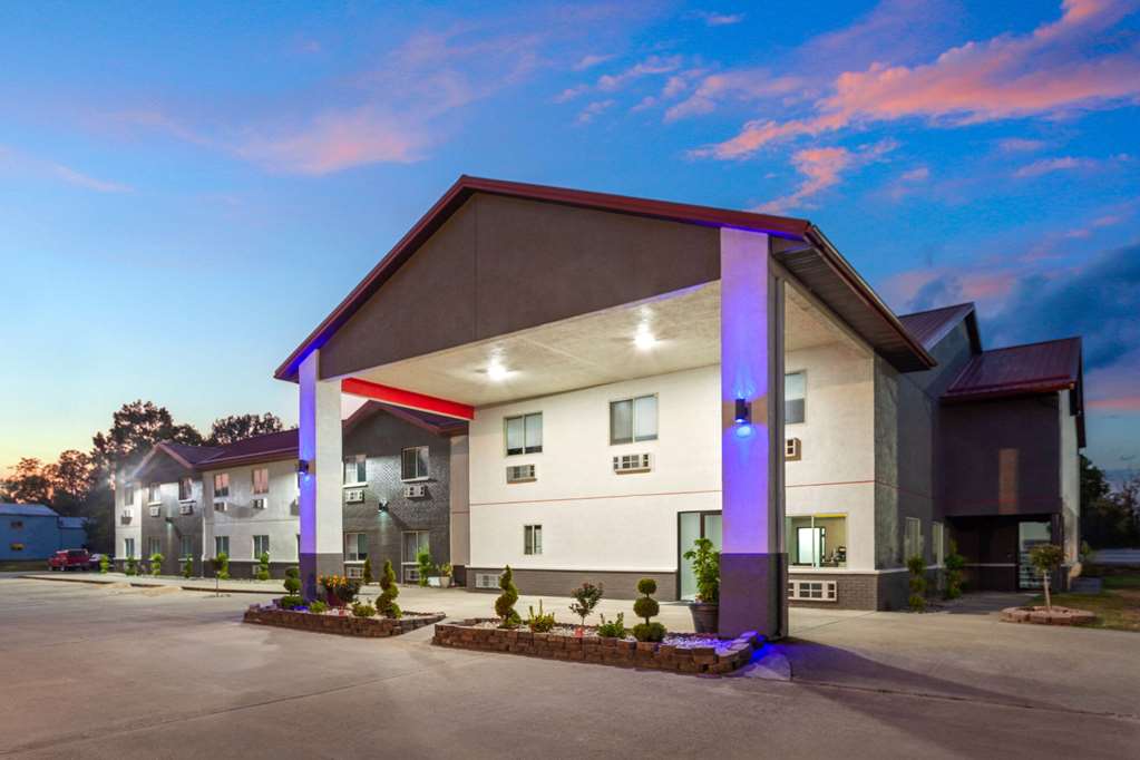 Super 8 by Wyndham Olney - photo 3