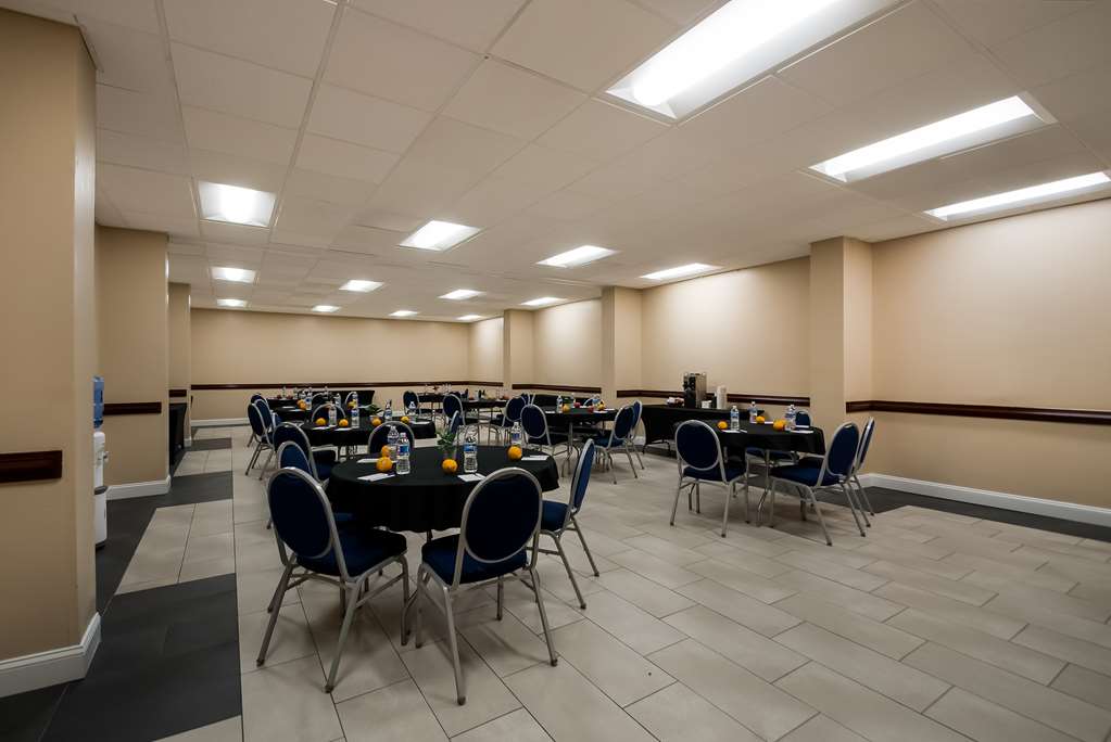 Best Western Springfield - photo 22